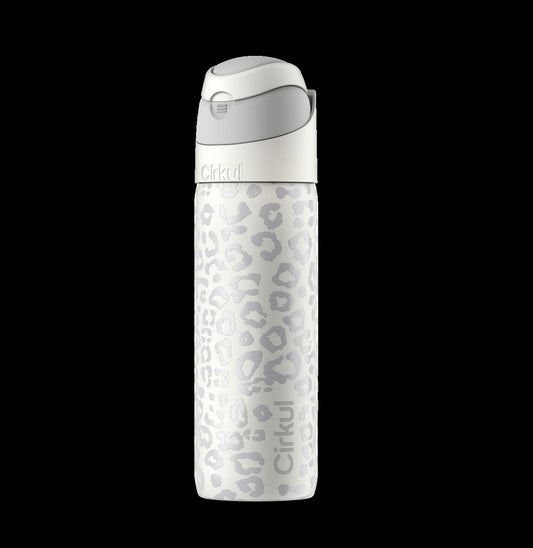Limited Edition: 26oz. Luxe Leopard StrawSipTM Flip Bottle